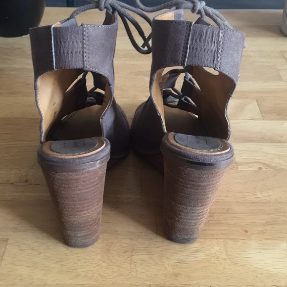 Melrose & Market Wedge Sandals - Picture 4 of 5